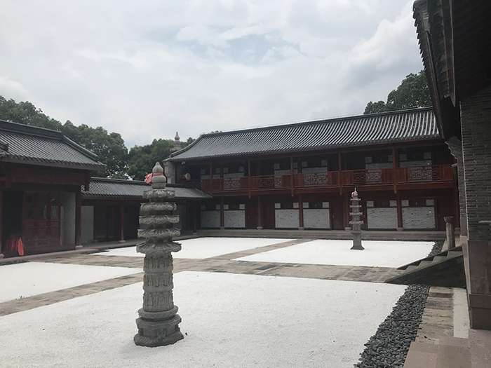 湖北枝江三佛寺